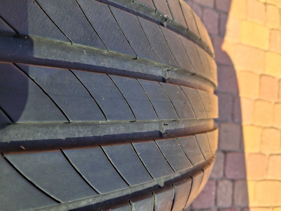 Zestaw 4 opon R17 215/65 99V - Michelin + Hankook
