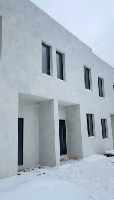 Новий, сучасний, просторий таунхаус!