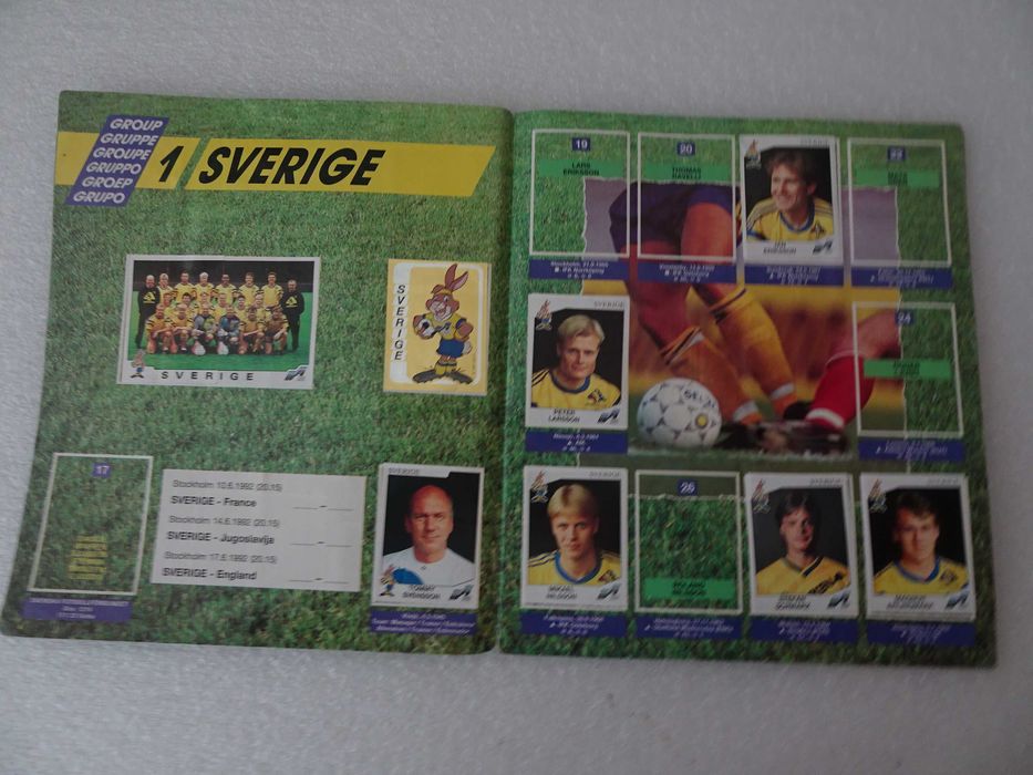 Caderneta de cromos de futebol Euro 92 Panini (faltam 104 cromos)