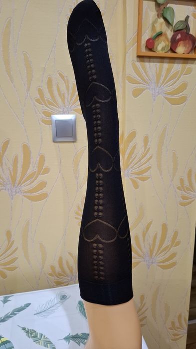 Podkolanówki pończochowe.