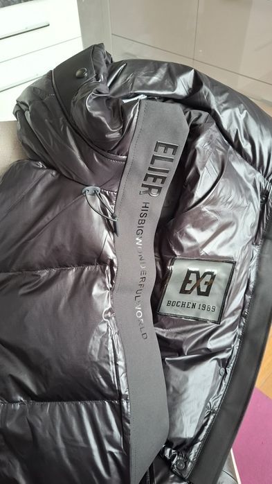 Пуховик женский черный