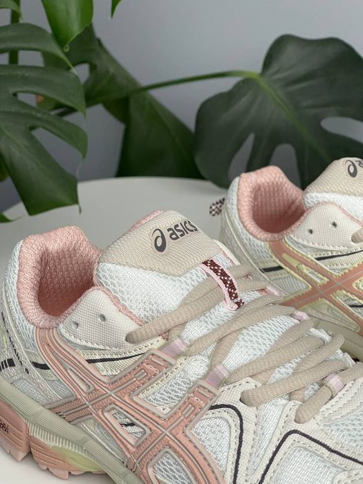 Кросівки Кроссовки Asics Gel-Kahana 8 White Pink Кросовки демісезон