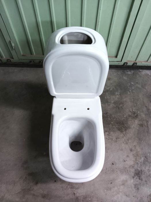 Sanita Indusa sem tampo autoclismo
