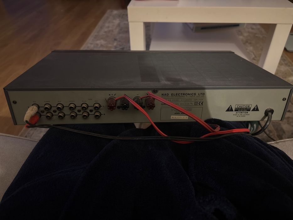 Amplificador de som NAD