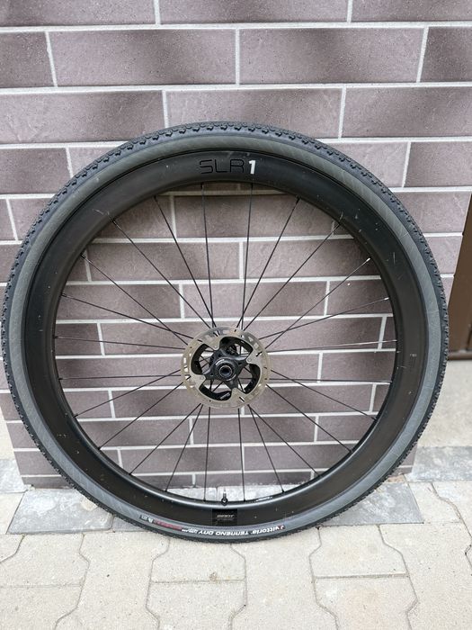 Koła Giant SLR 1 42mm + opony gravelowe Vittoria Terreno Dry TLR