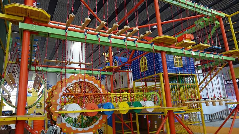 Защитная сетка для детских игровых лабиринтов и спортивных комплексов