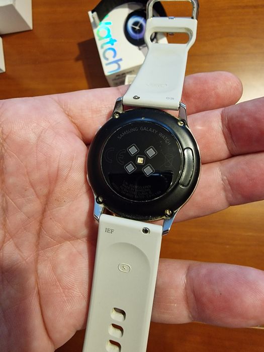 Garage Sale! Samsung Watch Active