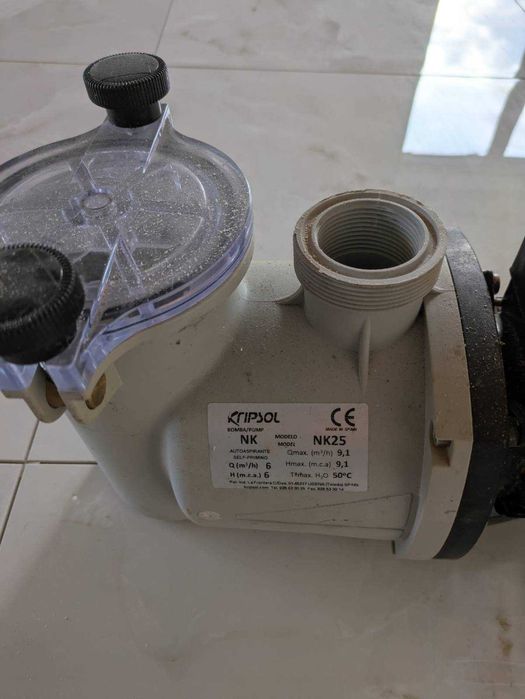 Піщаний фільтр для басейну Emaux Top-Mount Sand Filter (в комплекті з теплообмінником та насосом)