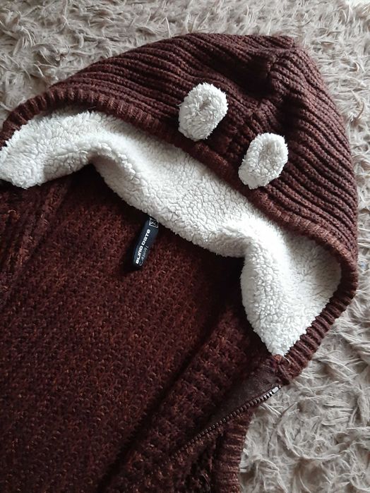 Kamizelka z kapturem