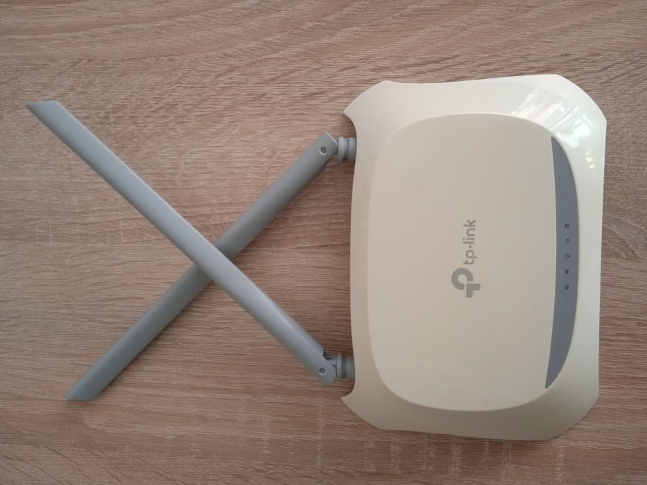 Продам роутер TP link