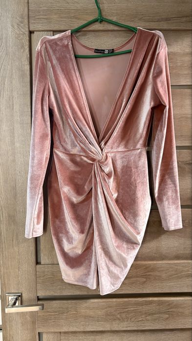 Продам сукні в ідеальному стані