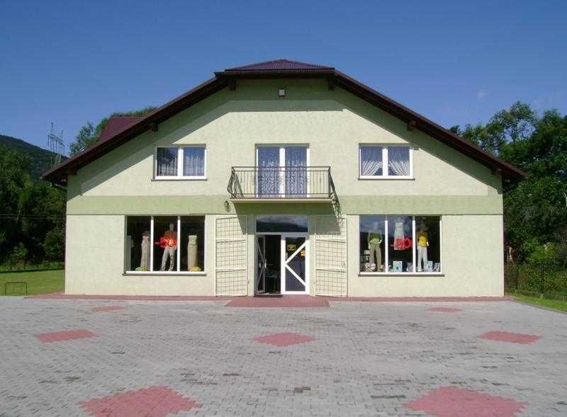 Do wynajęcia lokal handlowo -usługowy pow. 182 m kw.