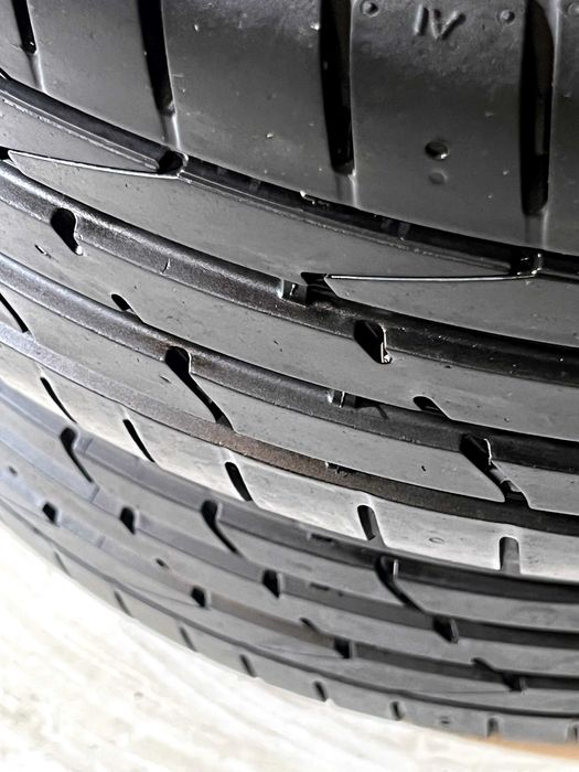 Pneus Hankook Ventus S1 Evo2 - 205/50/17 - Como NOVOS