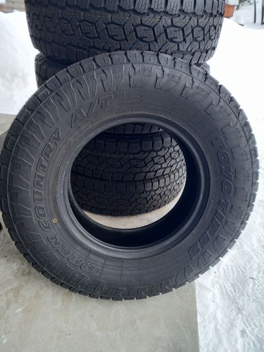 А/Т шини всесезоні Toyo Open Country 225/75r15