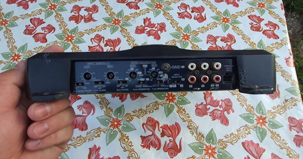 Автомобильный усилитель Kenwood 640w KAC-8401