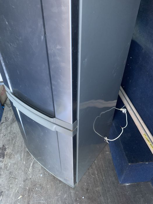 Продам хододильник Електролюкс