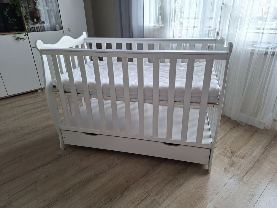 Łóżko, łóżeczko Hania 120x60 białe z szufladą materac