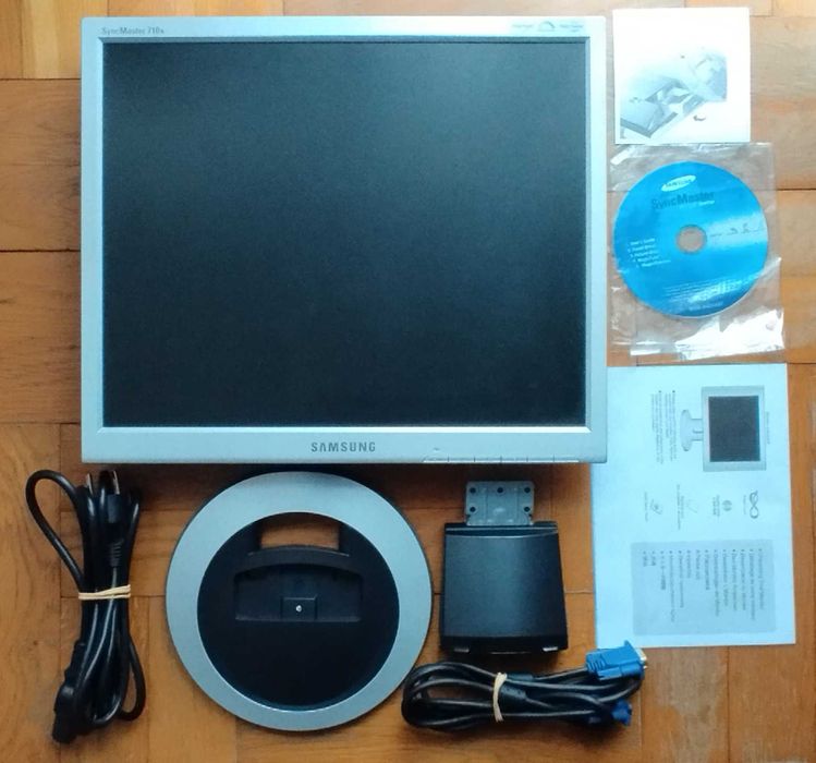 Monitor SAMSUNG SyncMaster 710N 17" TFT-LCD