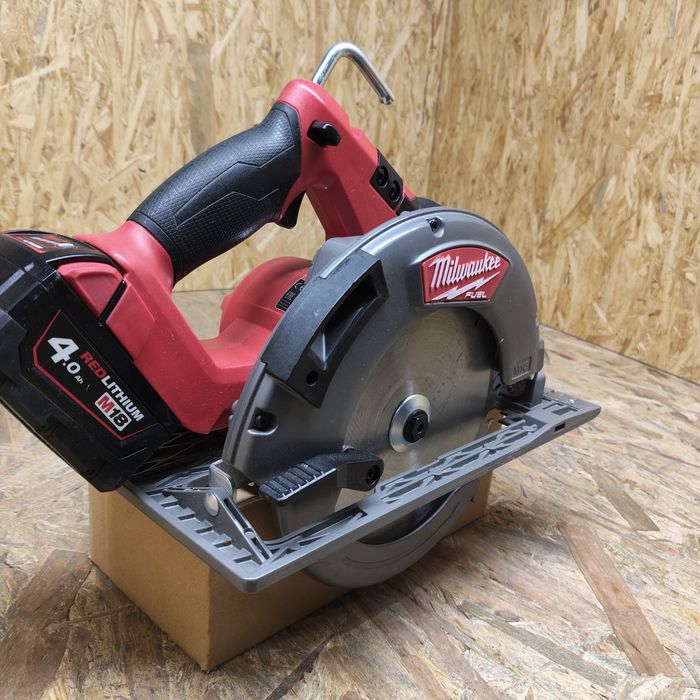 Pilarka tarczowa Milwaukee ccs66 fuel 190 mm