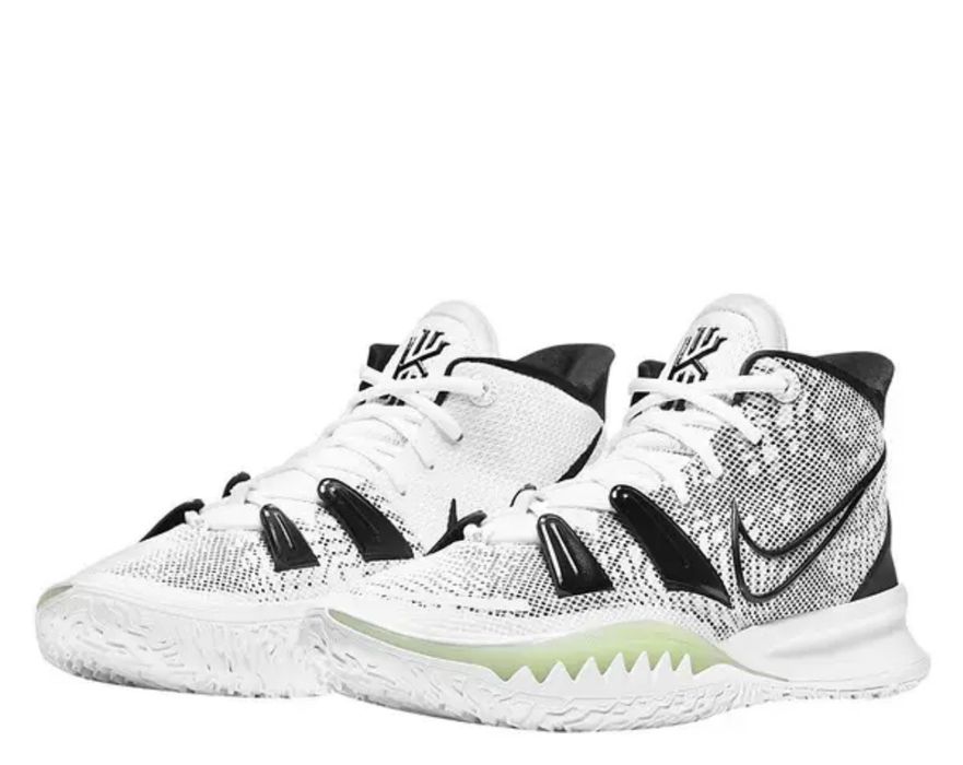 Кросівки чоловічі Nike Kyrie 7 “ white black “