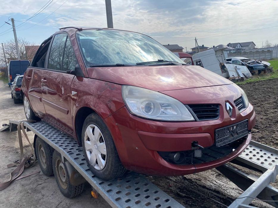 Продам після ДТП Рено Сценік