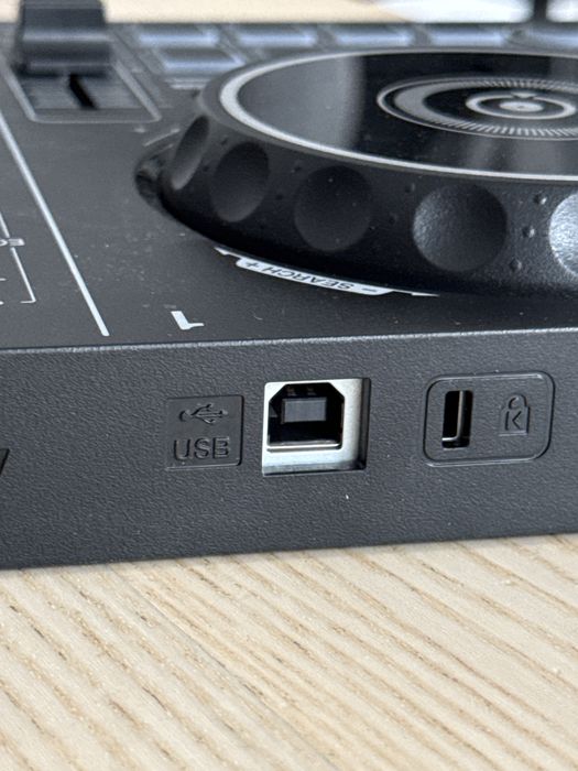 Pioneer DDJ-200 smart dj controller