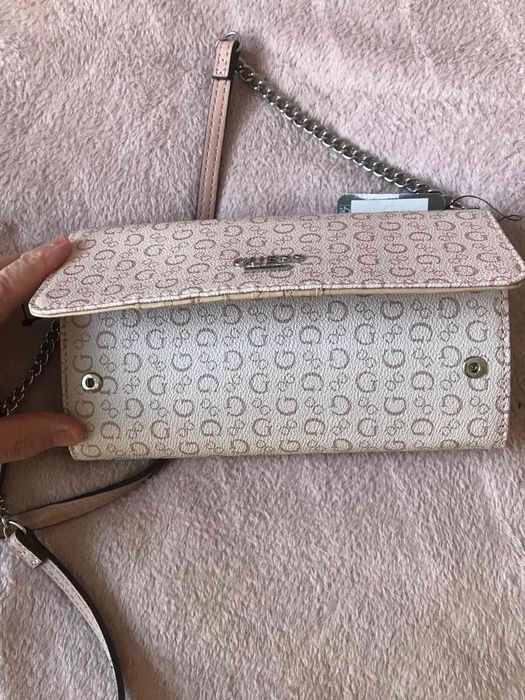 Сумочка-гаманець Guess