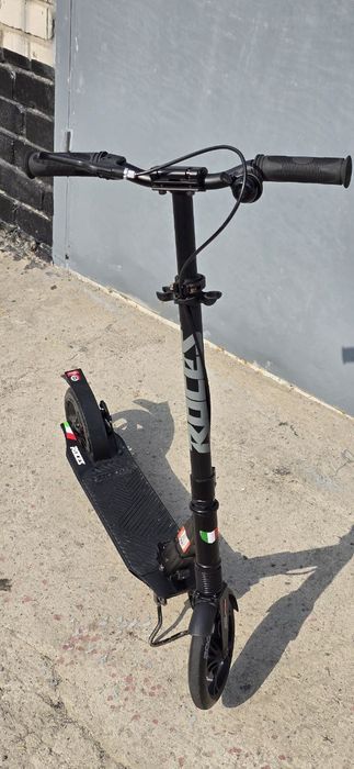 Самокат до 14-15 лет.