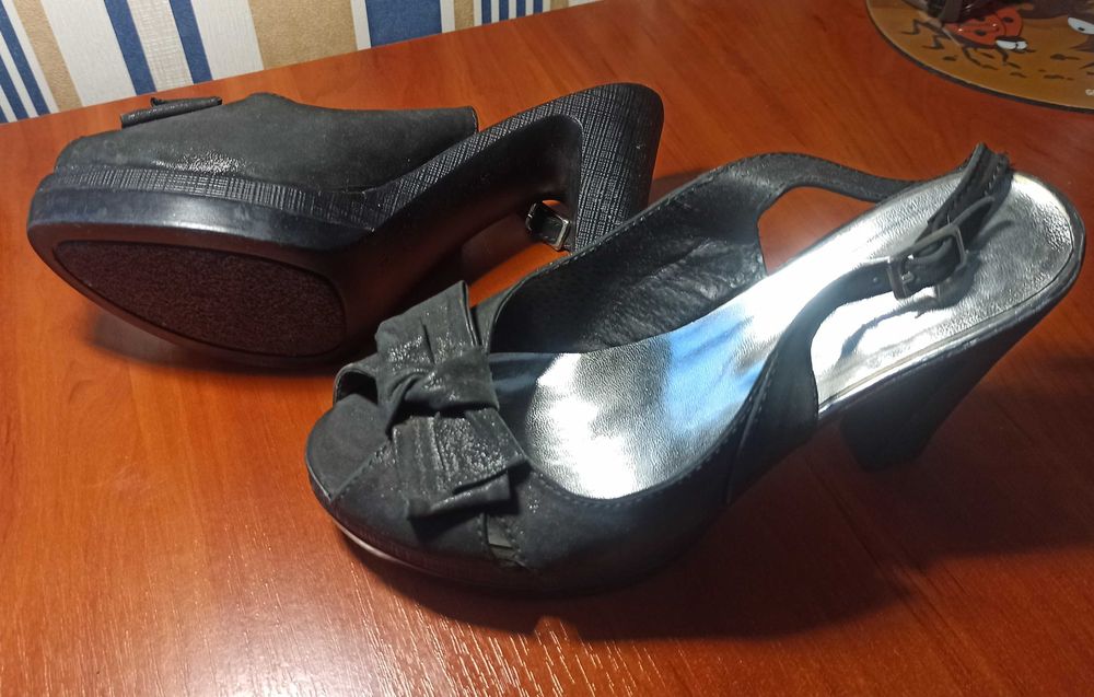 Женские босоножки/туфли