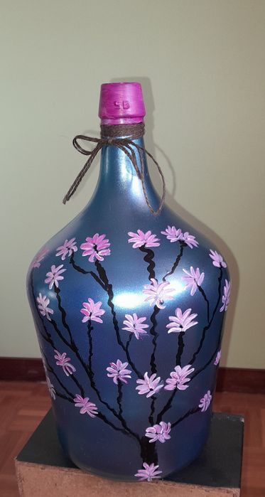 Hand-painted carafe64738207777155121