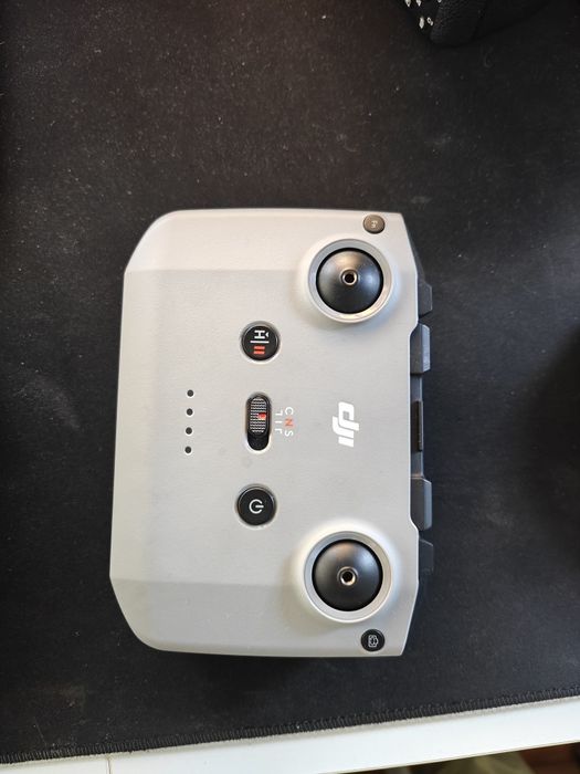 Dji mini 4 pro + bateria extra + filtros ND + Comando + cartão sd 256g