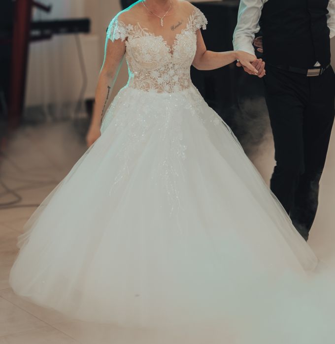 Sprzedam suknię ślubną rozmiar 40/42