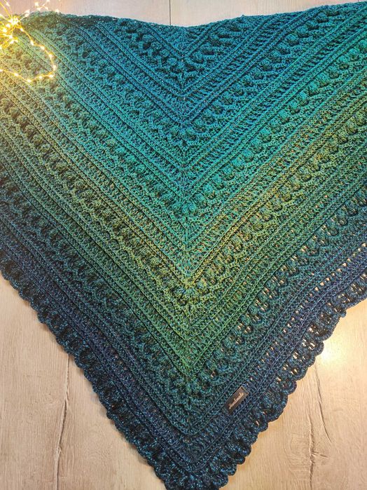 Chusta ręcznie szydełkowana handmade