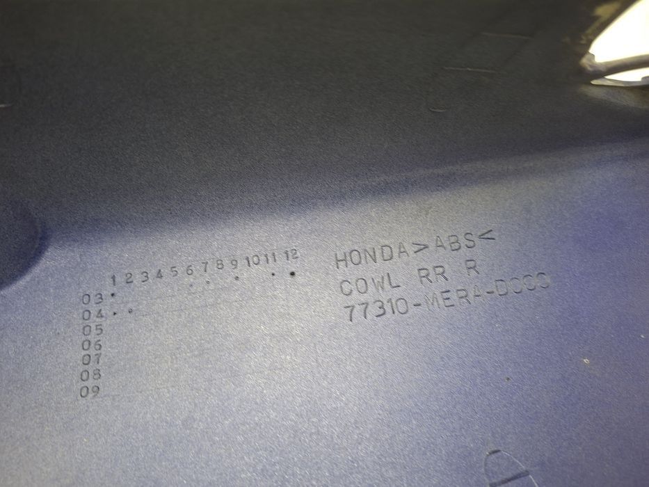 Honda cbf 600 cbf cbf600 owiewka boczek bok plastik ogon zadupek  prawy