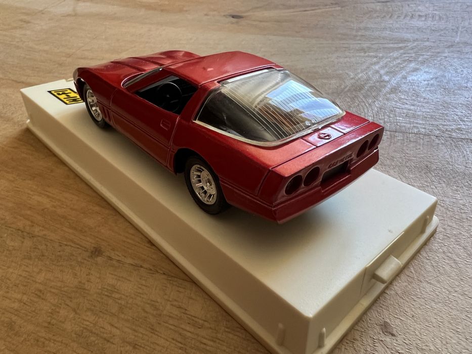 Chevrolet Corvete 1:43