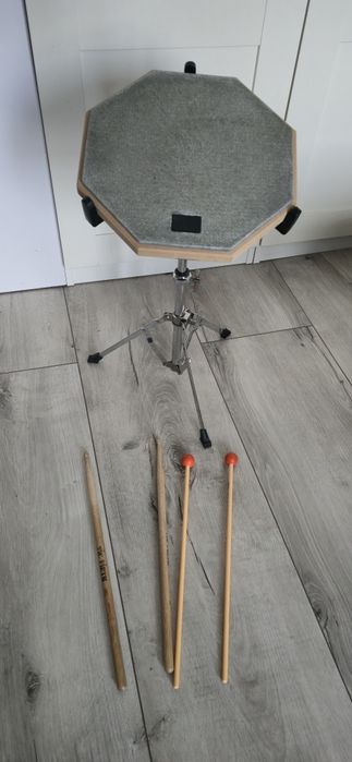 Pad perkusyjny + statyw + pałeczki