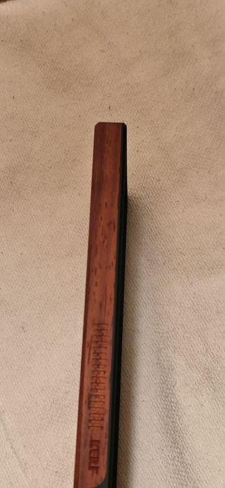 Capa Samsung Galaxy Ultra 25 em  Madeira