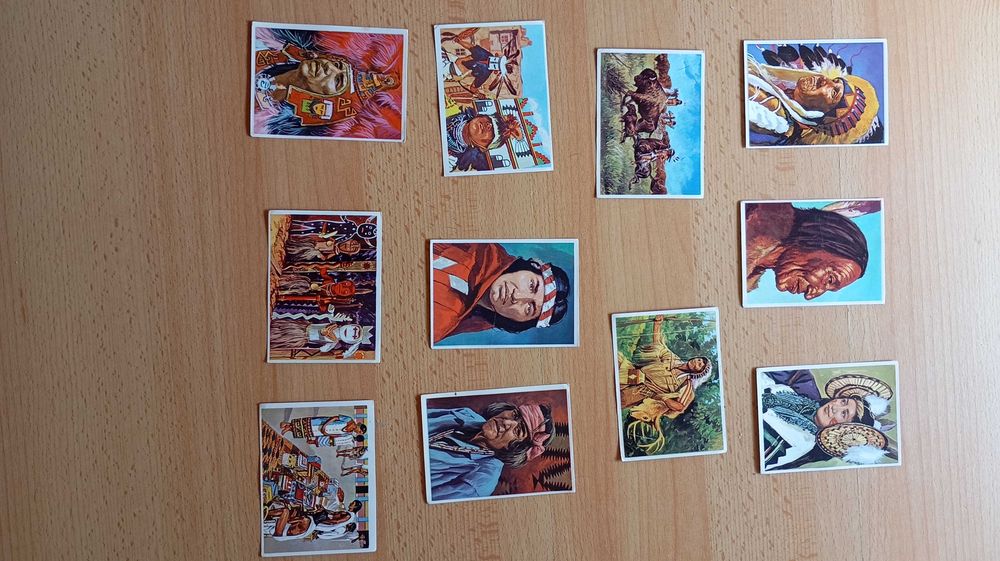 186 cromos "Homens, Raças e Costumes" ( sem repetidos