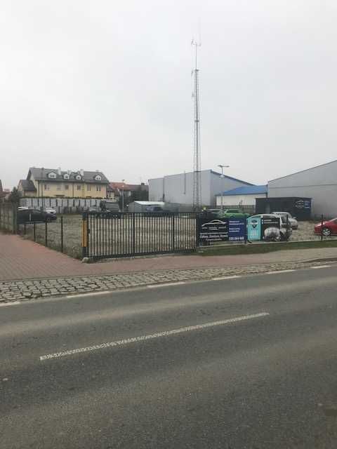 Plac utwardzony pod działalność uzbrojona woda prąd