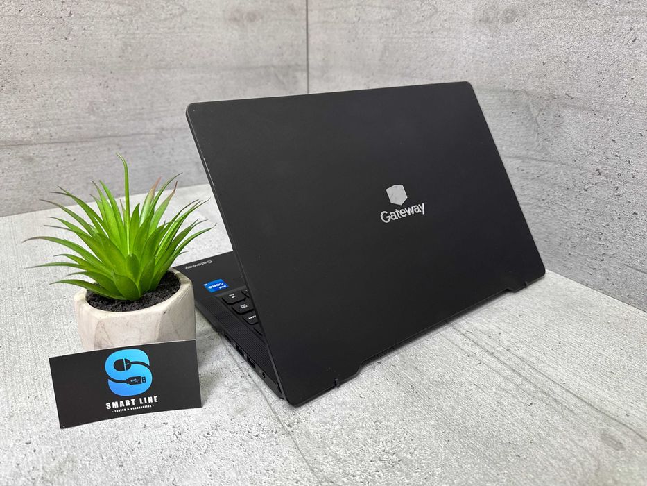 Сенсорний ноутбук Gateway GWTC51427-BK/i5-1235u/512gb ssd