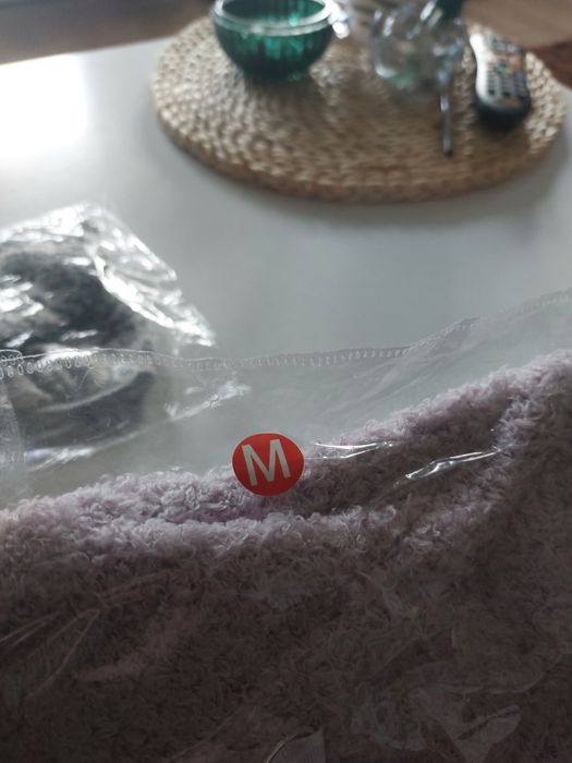 Ubranka dla malego psa lub kota. lub kota