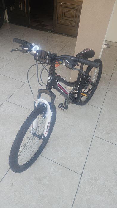 Bicicleta qüer roda 24