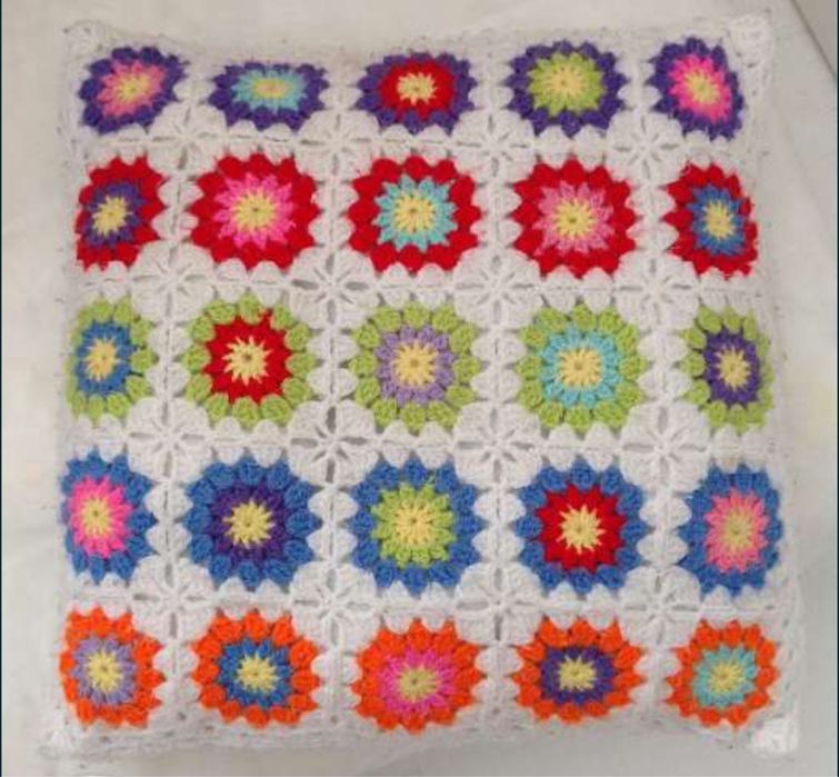 Almofada Granny Squares, lã sintética