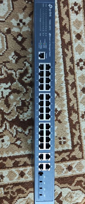 TP-Link T2500-28TC 28-Port Smart Switch