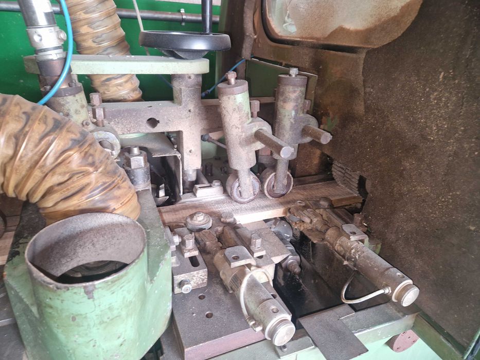 Strugarka czterostronna GRAMA ILSF z podajnikiem do drewna mokrego