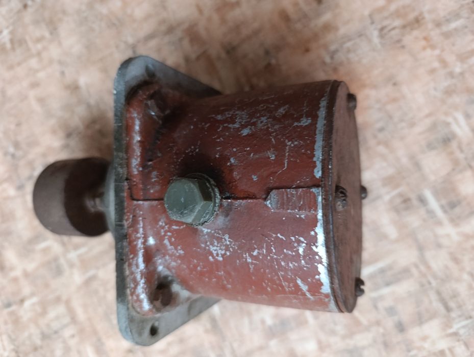 Редуктор для механізмів