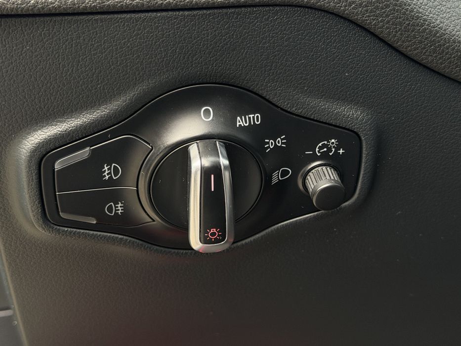 Audi Q5 2011 року | 2.0 бензин | Premium Plus | Quattro