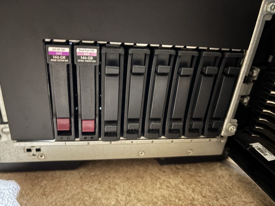 Servidor HP PROLIANT ML350