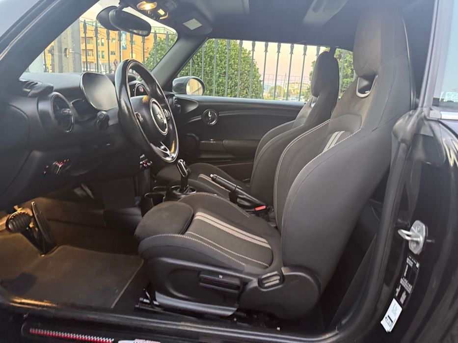 MINI Cabrio Cooper Premium JCW Auto