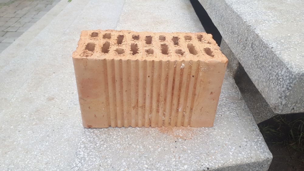 цегла керамічний блок
